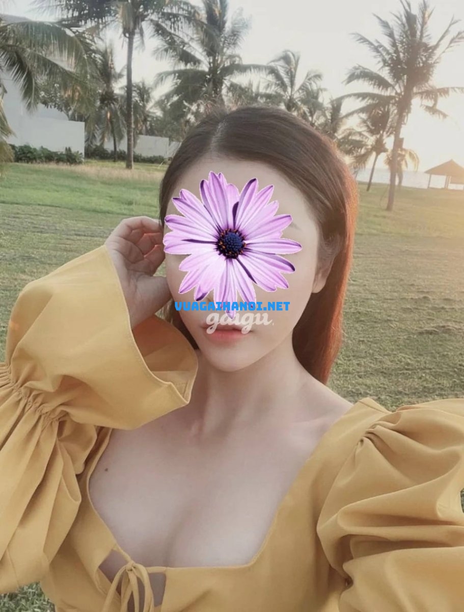 Kim Anh Dior - Cực phẩm đẹp tự nhiên,nhan sắc không chê vào đâu được