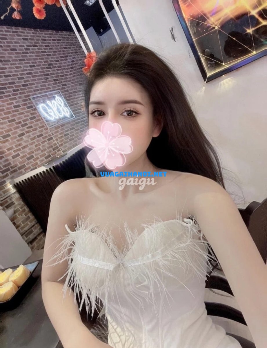 Quỳnh Hương - Nữ thần tình yêu , xinh đẹp như hoa , thân hình đẹp như tranh