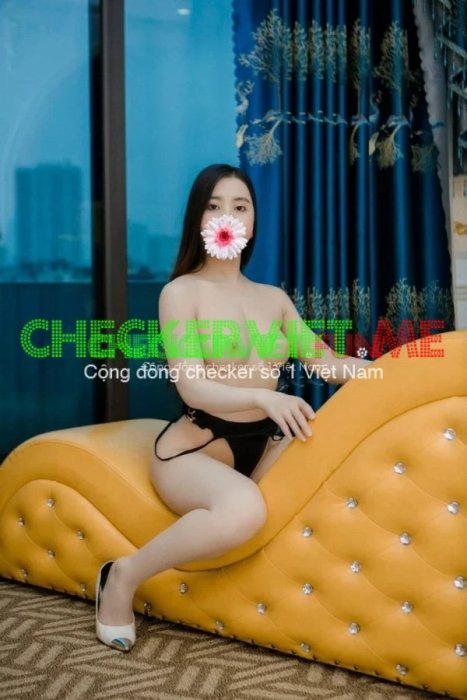 Ngọc Ly - Dễ thương cuốn hút, body nóng bỏng chảy nước